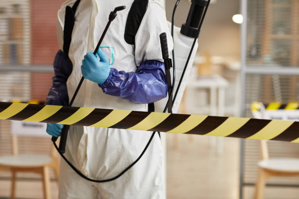 Professional Biohazard technician working in Moline, MI